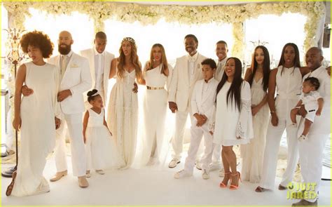Couple shares rare wedding and family video to celebrate. Beyonce, Jay Z, & Blue Ivy Make Funny Faces at Tina ...