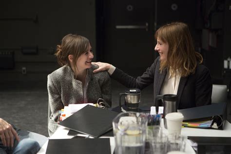 Emily Mortimer And Dolly Wells Talk Doll And Em Season 2 Collider