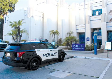 Beverly Hills Approves New Signing Bonuses For Officers Beverly Press