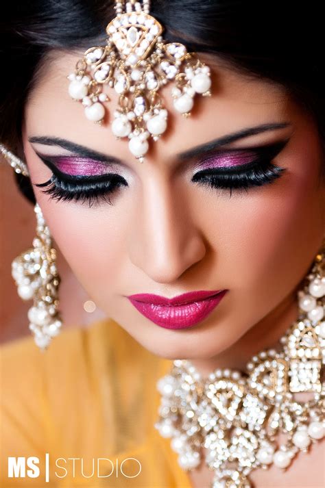 Indian Make Up Indian Wedding Makeup Beautiful Bridal Makeup