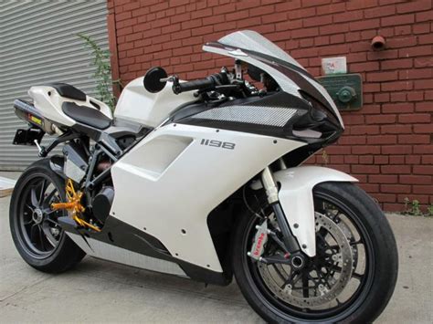 Buy Ducati 1198 2009 White Mint Condition Low Miles No On 2040 Motos