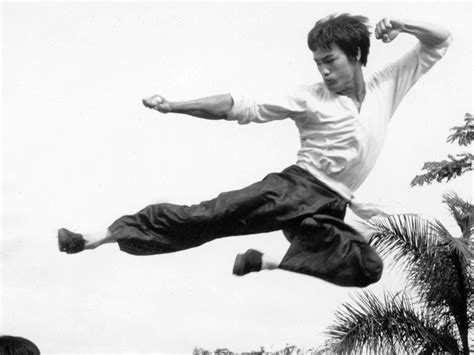 Enter The Dragon Bruce Lee Pictures Cbs News