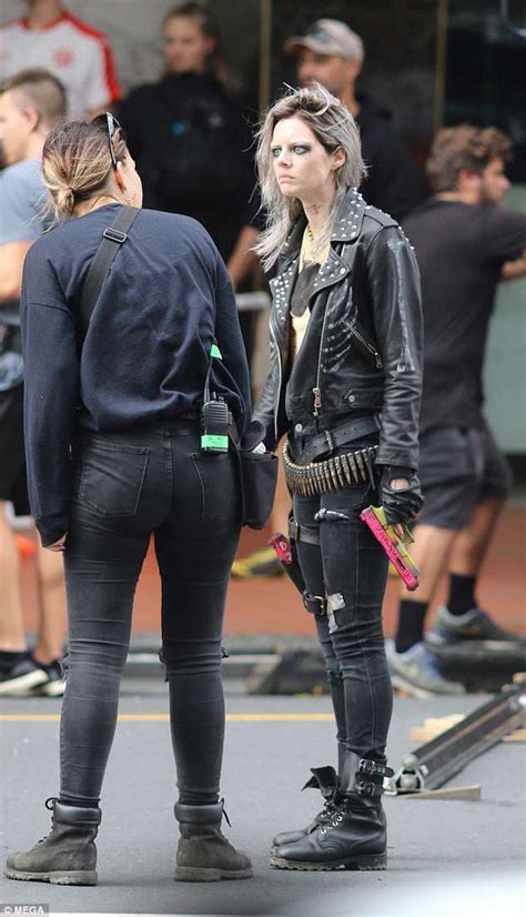 With daniel radcliffe, samara weaving, ned dennehy, natasha liu bordizzo. Samara Weaving is almost unrecognizable on set of Guns ...