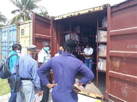 Containers Storing Ballot Boxes Opened Recount Begins Inews Guyana