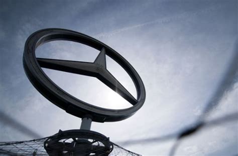 Stuttgarter Autobauer Daimler Rechnet Mit Deutlich Weniger Gewinn