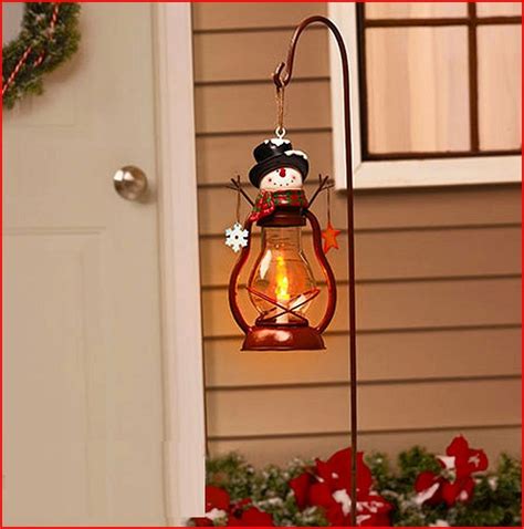 Lantern Decorating Ideas For Christmas Lovesyxng