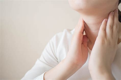 Mengenal Penyebab Dan Faktor Risiko Hipertiroidisme Riset