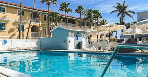 Silver Surf Gulf Beach Resort £164 Bradenton Hotel Deals And Reviews Kayak