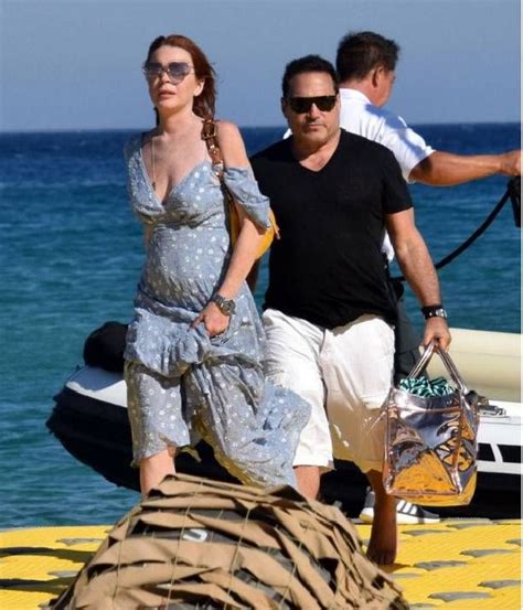 Lindsay Lohan Pregnant News At Celebs