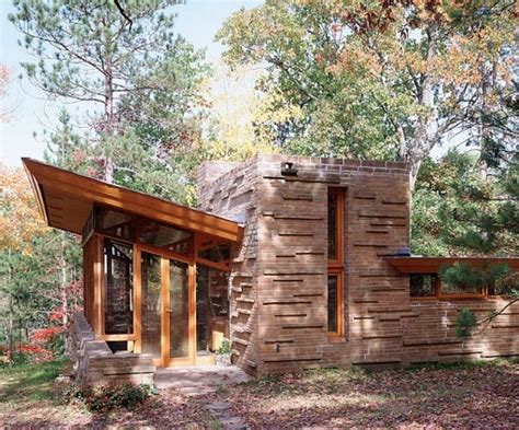 By 1942, he had sketched plans for small. Frank Lloyd Wright Photos | Architectural Digest