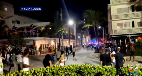 Hundreds Arrested In Miami Beach As Spring Breakers Ignore Covid Protocols Mayor Says