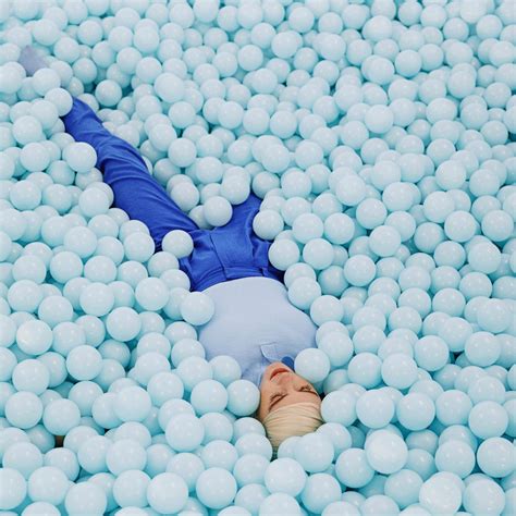 Color Factory Exhibit Debut In New York City Artwork Ball Pit