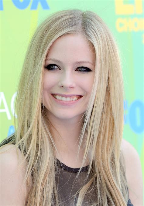 Female Singers Avril Lavigne Pictures Gallery 58