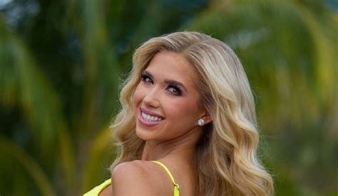 chiefs gracie hunt s bikini photos during cabo vacation go viral