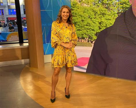 Gma S Ginger Zee Apologizes For Lesson Learned After Fans Spot