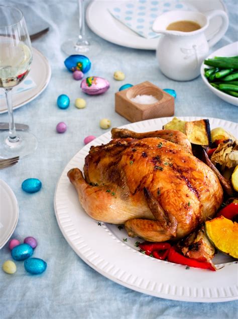 The easter egger has become a backyard favorite across america. Perfect Roast Chicken Dinner | Recipes For Food Lovers ...