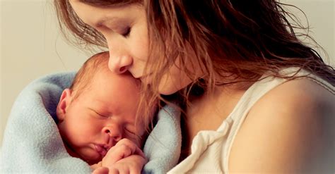 7 things you must do as a first time mom