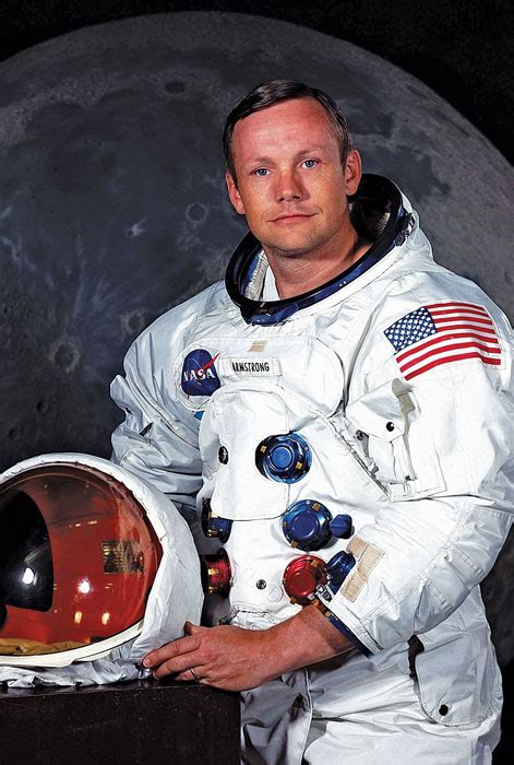 Neil armstrong, an astronaut and engineer, became a global hero in 1969 when he made the giant leap for mankind as the first human to set foot on the moon. Top 10 Celebrities with College Degrees in Engineering by Top Universities - Healthy Celeb
