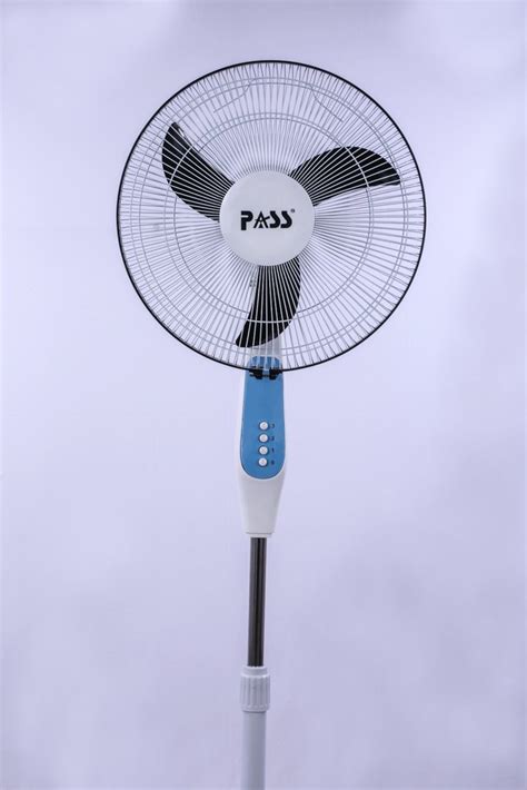 Pass White Bldc Pedestal Fan For Domestic At Best Price In Kozhikode