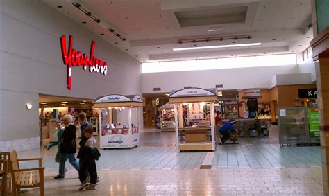 Save city scavenger hunts by operation city quest of iowa to. Northpark Mall - Davenport (Quad Cities), Iowa - Younkers ...