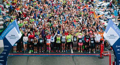 Luckily, there's an app, or several, for that! Marathon Starting Line Advice From Pro Runners - Women's ...