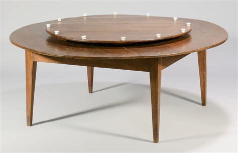 What kind of wood is a lazy susan made of? Lot 124: Tennessee Lazy Susan Table