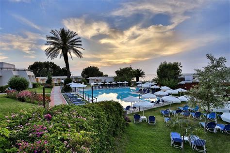 Hotel Sol By Melia Cosmopolitan Rhodes Řecko Rhodos 10 816 Kč Invia