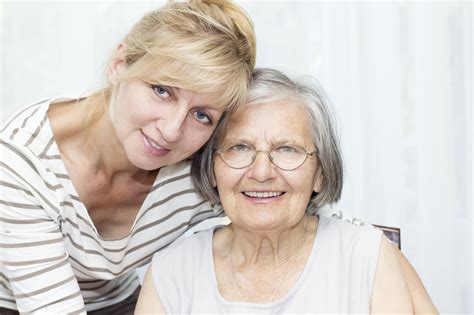 Introducing A Caregiver To A Loved One With Dementia Best Practices