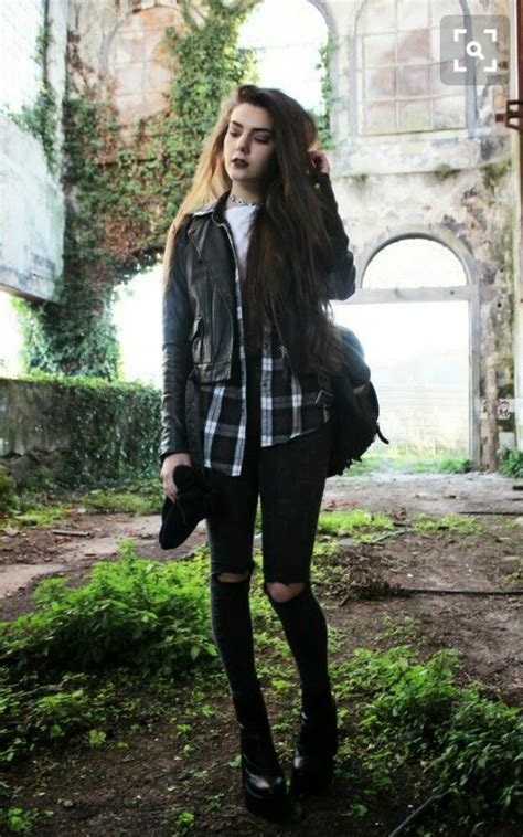 Grunge Style Pin Thehalloqueen Edgy Fashion Dark Outfits Fashion