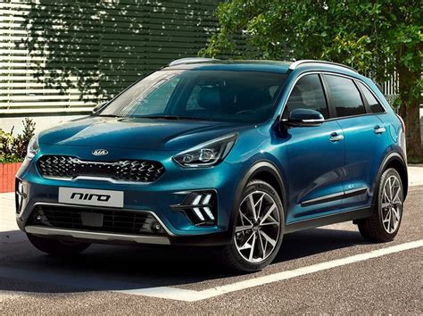 Kia corporation, commonly known as kia, formerly known as kia motors corporation, and stylised as κιλ, is a south korean multinational automotive manufacturer headquartered in seoul. KIA Niro '4' 1.6 GDi 1.56kWh 139bhp 6-Speed DCT
