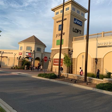 Charlotte Premium Outlets Outlet Mall In Charlotte