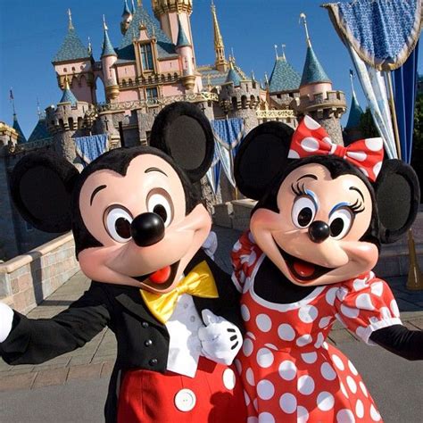 Minnie And Mickey Mouse At Disneyland Disney Pinterest Mickey Mouse