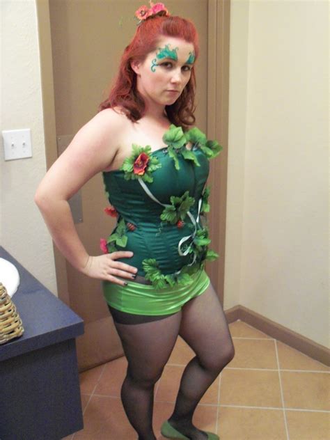 Poison Ivy Corset · A Corset · Dressmaking On Cut Out Keep · Creation