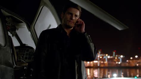 1 070 uhq 1080p screencaps from episode 1×16 of arrow “dead to rights” amellynation