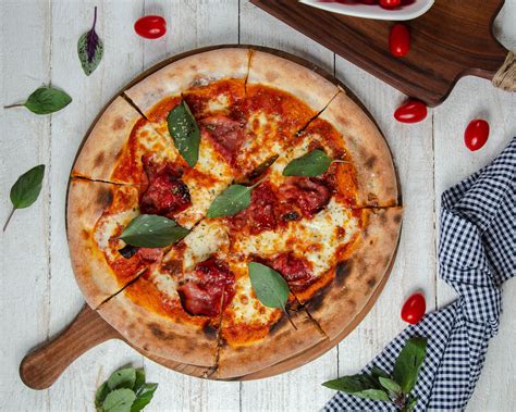 Desvendando A História Da Pizza 8 Fatos E Curiosidades Sobre As Redondas
