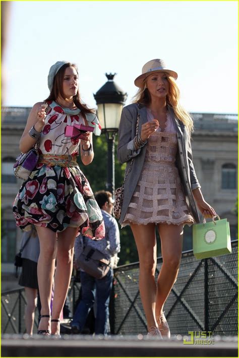 Leighton Meester And Blake Lively Gossip Girl Paris Preview Photo