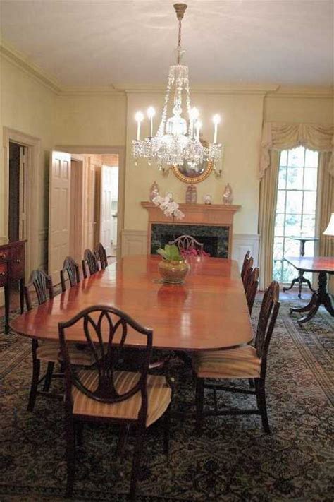 Federal Style Dining Room Table