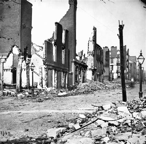Posterazzi Civil War Richmond 1865na Street In Ruins At Richmond