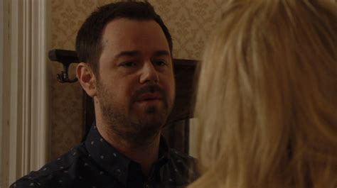 Eastenders Danny Dyer S Mick Carter Gets Belted To Viewers Shock Soaps Metro News