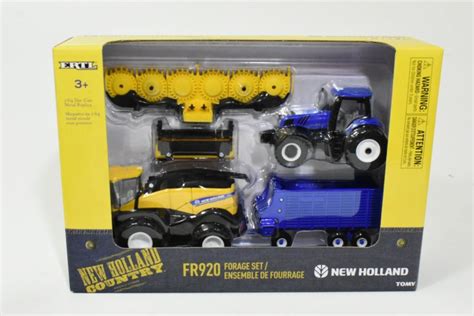 164 New Holland Forage Set With Fr920 Harvester T8380 Tractor