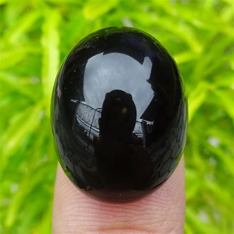 Berbicara soal kecubung wulung, perlu tahu dulu soal ini. Batu Mustika Kecubung Wulung Berkhasiat Super