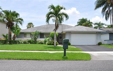 Current estimates show this company has an annual revenue of less than $500,000 and employs a staff of approximately 1 contact. Daytona, FL Pest Control | Pest Management In Florida