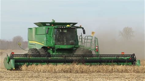 Harvest 2020 2 John Deere S770 Combines Harvesting Edible Beans