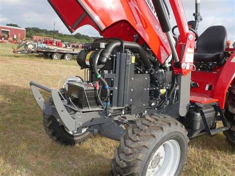 2017 Massey Ferguson 2706e Tractor For Sale Granbury Tx