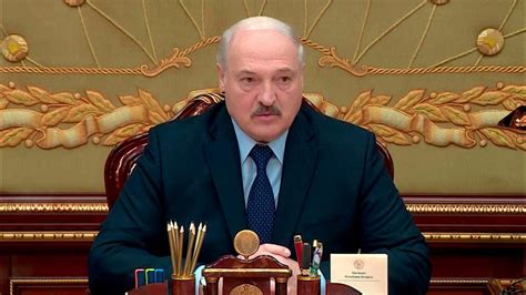 Лукашенко Здесь надо калёным железом вырезать все недостатки Это