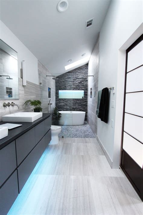 Long Narrow Master Bathroom Floor Plans Bathroom Desi