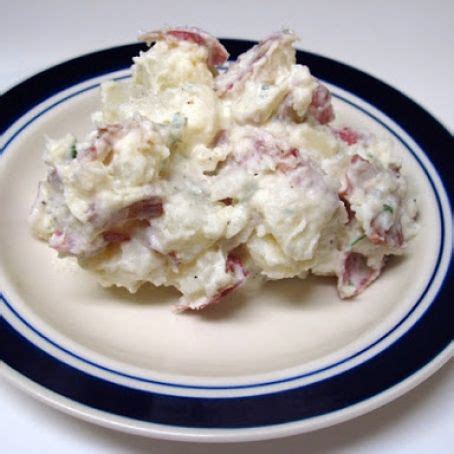 Sour cream and herb potato salad. Bacon Ranch Sour Cream Potato Salad Recipe - (4.6/5)