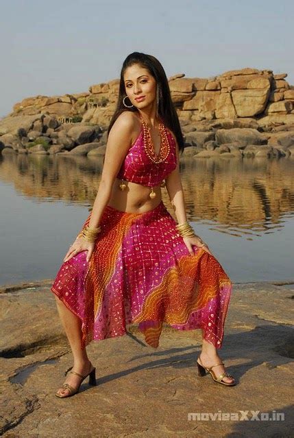 Telugu Xxx Bommalu Pictures Sada U Navel Hot In New Movieslove