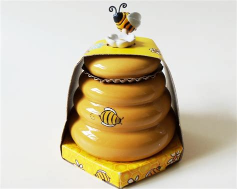 Beehive Honey Pot New Vintage Porcelain Ceramic With Bee Dipper Haute Juice