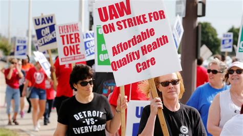 Uaw Ends Strike Approves New Contract With General Motors